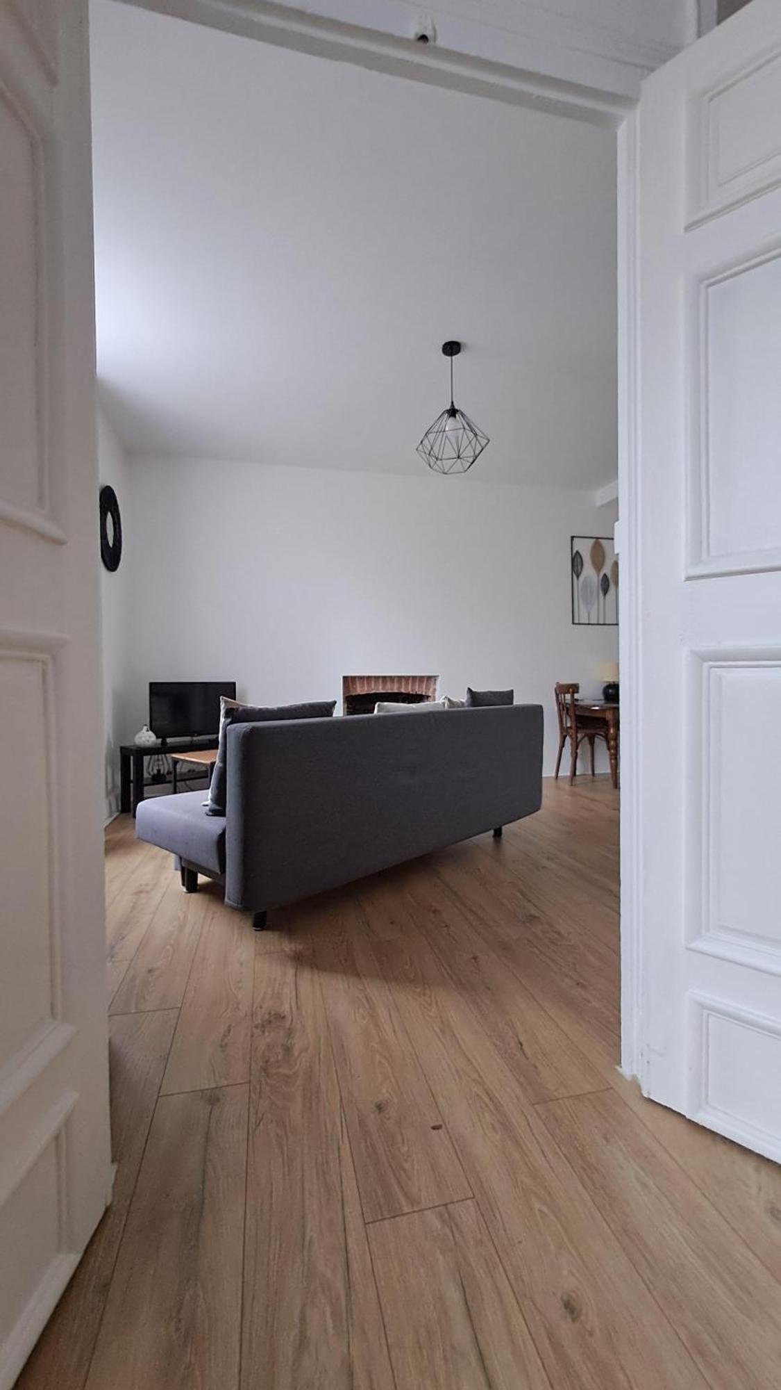 Appartement Confort Deux Etoiles Dole Buitenkant foto